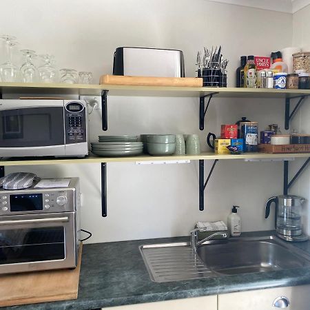Glenie Cottage Bnb Guesthouse Тимару Екстериор снимка