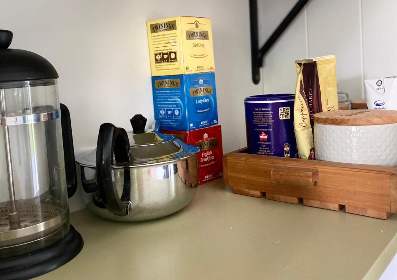 Glenie Cottage Bnb Guesthouse Тимару Екстериор снимка